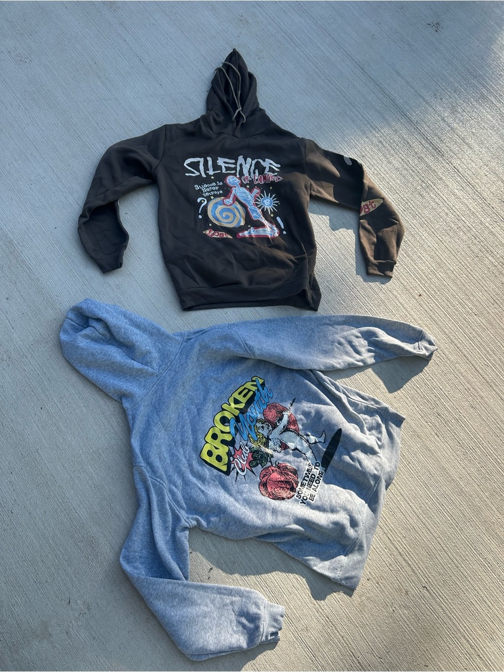 Y2K Brown 'Silence' Graphic Hoodie - Grey Broken Club Youth Large